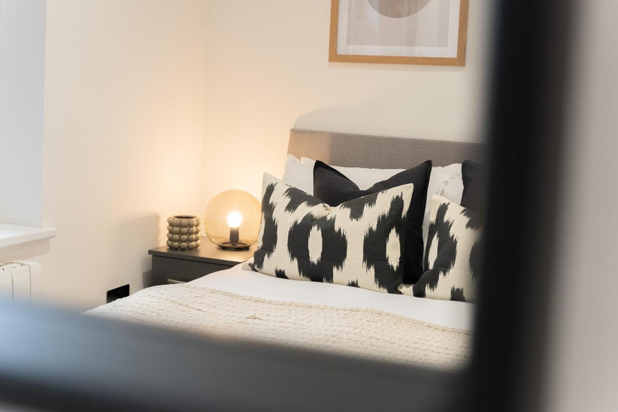 One And Two Bedroom Apartments Near Holloway Train Station By Belvilla Londra Esterno foto