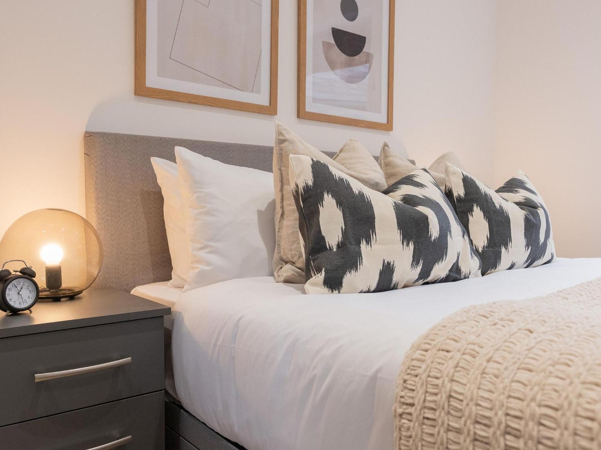 One And Two Bedroom Apartments Near Holloway Train Station By Belvilla Londra Esterno foto